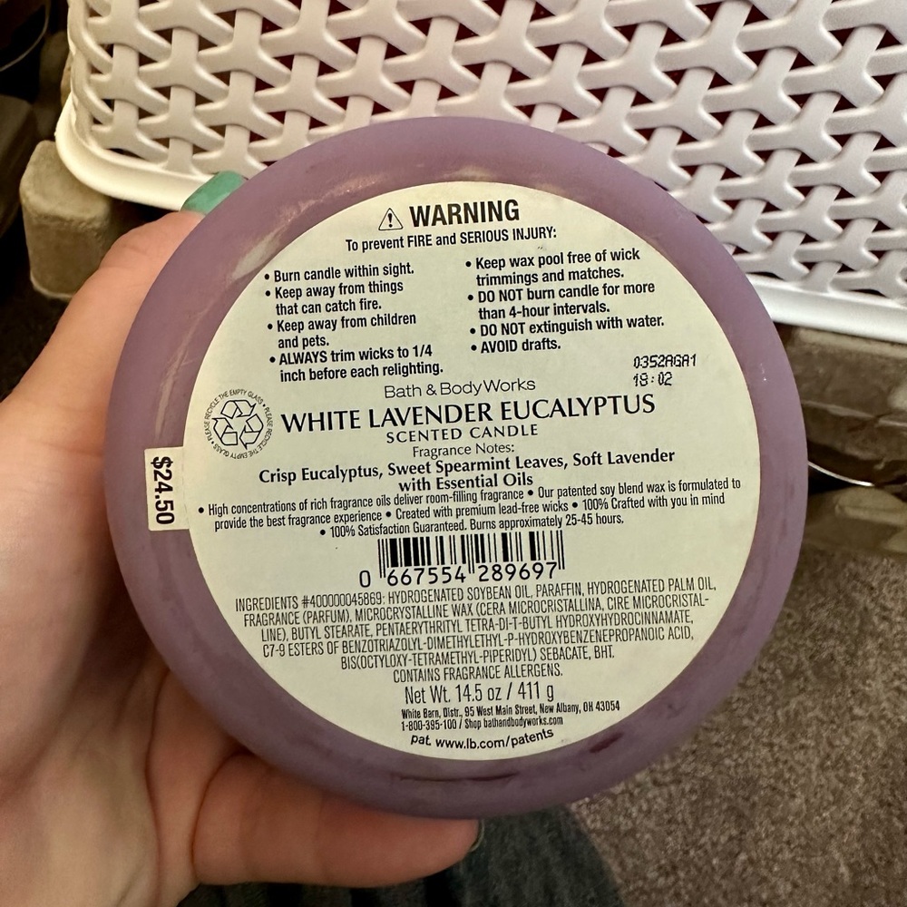 Brand new - Bath & Body Works 3-Wick candle - Picture 2 of 2